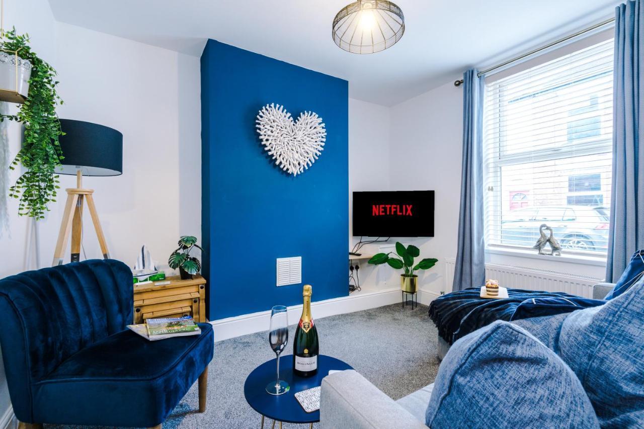 Spacious 2-Bed City-Centre Cottage In Chester By 53 Degrees Property - Ideal For Groups & Couples - Sleeps 6 Buitenkant foto