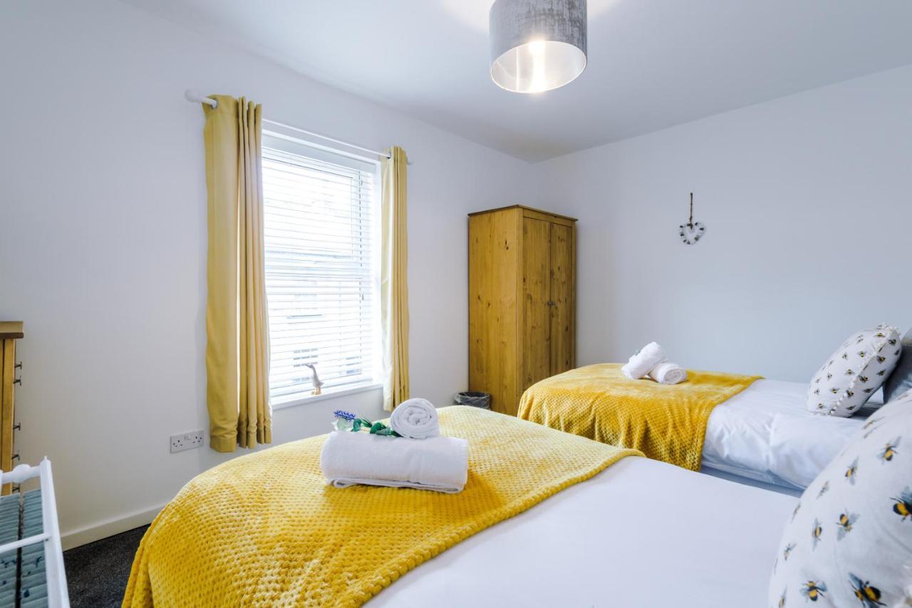 Spacious 2-Bed City-Centre Cottage In Chester By 53 Degrees Property - Ideal For Groups & Couples - Sleeps 6 Buitenkant foto